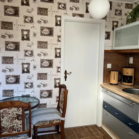 Privatunterkunft Alexandrinenstraße In Warnemünde *