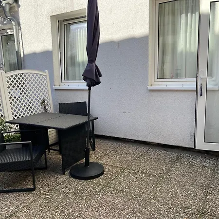 Alexandrinenstrasse In Warnemuende 로스토크