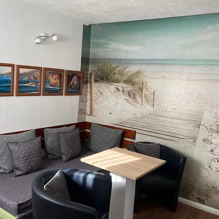 Rum i privatbostad Alexandrinenstrasse In Warnemuende