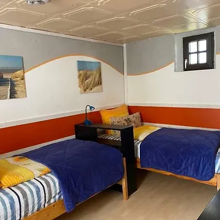 Alexandrinenstrasse In Warnemuende