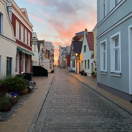 홈스테이 Alexandrinenstrasse In Warnemuende