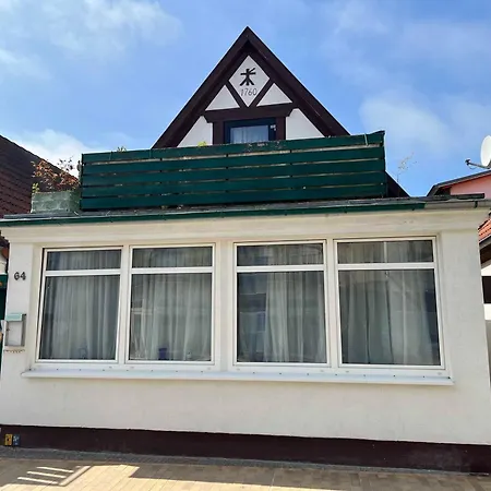 Alexandrinenstrasse In Warnemuende Rostock