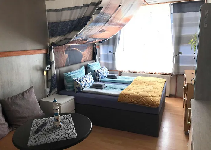 Alexandrinenstrasse In Warnemuende Rostock